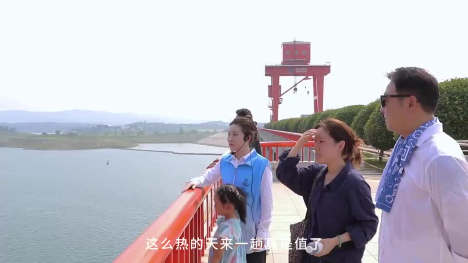 用心用情守护一库碧水
